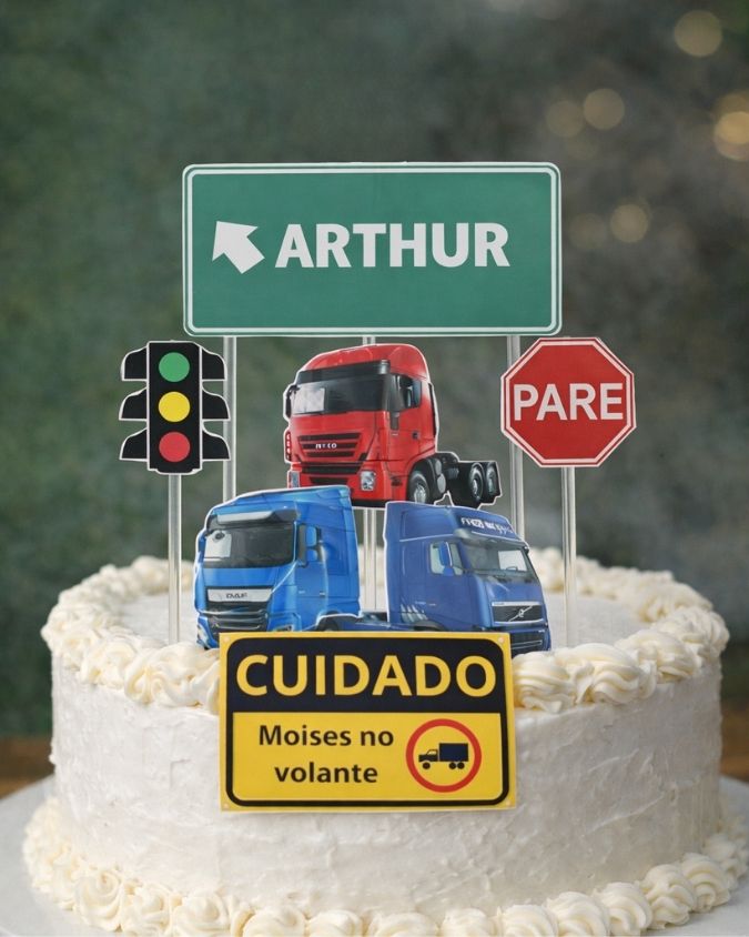 Topo de bolo Caminhão